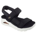 Skechers női szandál-119813-BLK